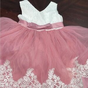 Charming Kids Dress with Pink Tulle Skirt
